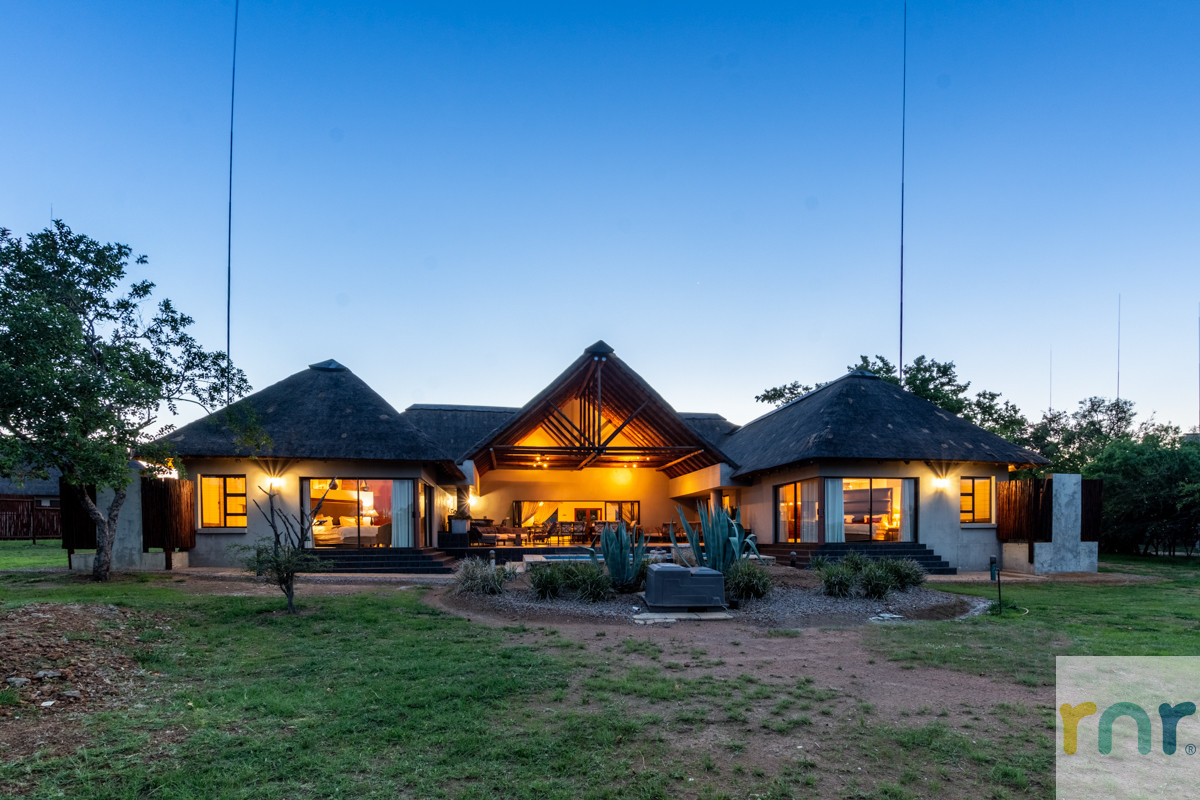 Zebula 5 Bedroom House HT1