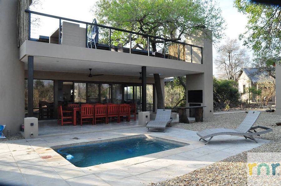 5 Bedroom Mjejane Bush Lodge IME1