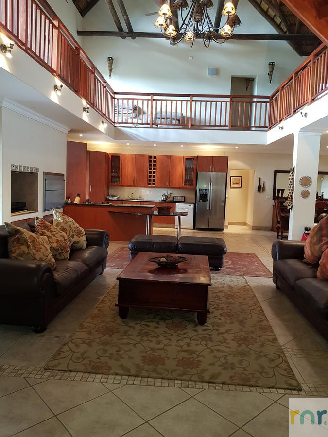 Zebula 4 Bedroom with Pool IZK3 - Photo 5