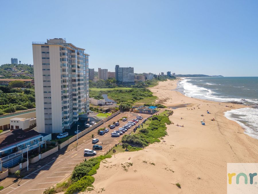 14 Warnerdoone Beachfront Apartment - Photo 2