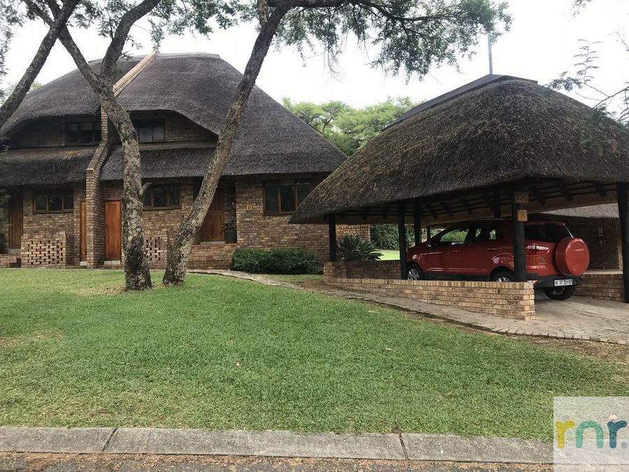 Kruger Park Lodge 3 Bedroom chalet KPL4