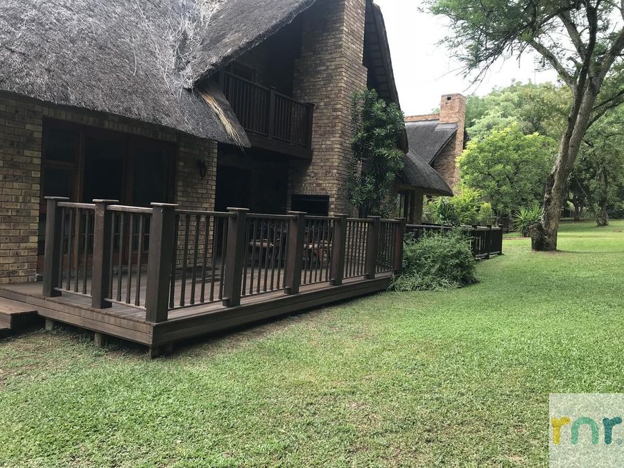 Kruger Park Lodge 3 Bedroom chalet KPL4 - Photo 2