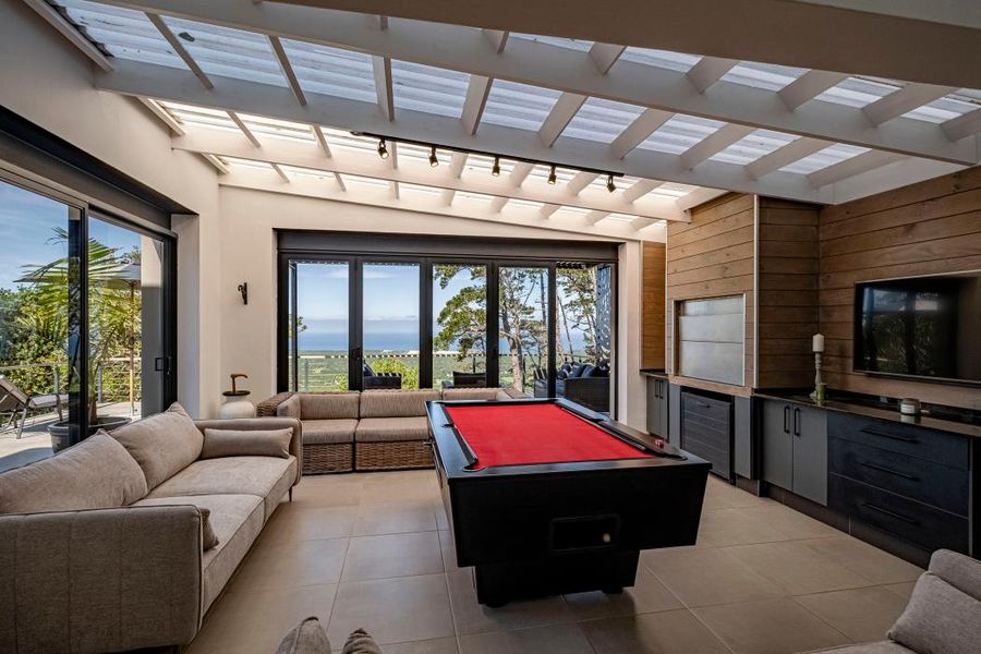 Pool room