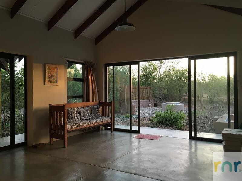 5 Bedroom Mjejane with views IMR1 - Photo 5