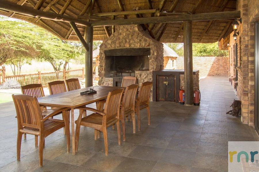 Zebula 4 Bedroom with cottage ZWG1 - Photo 3