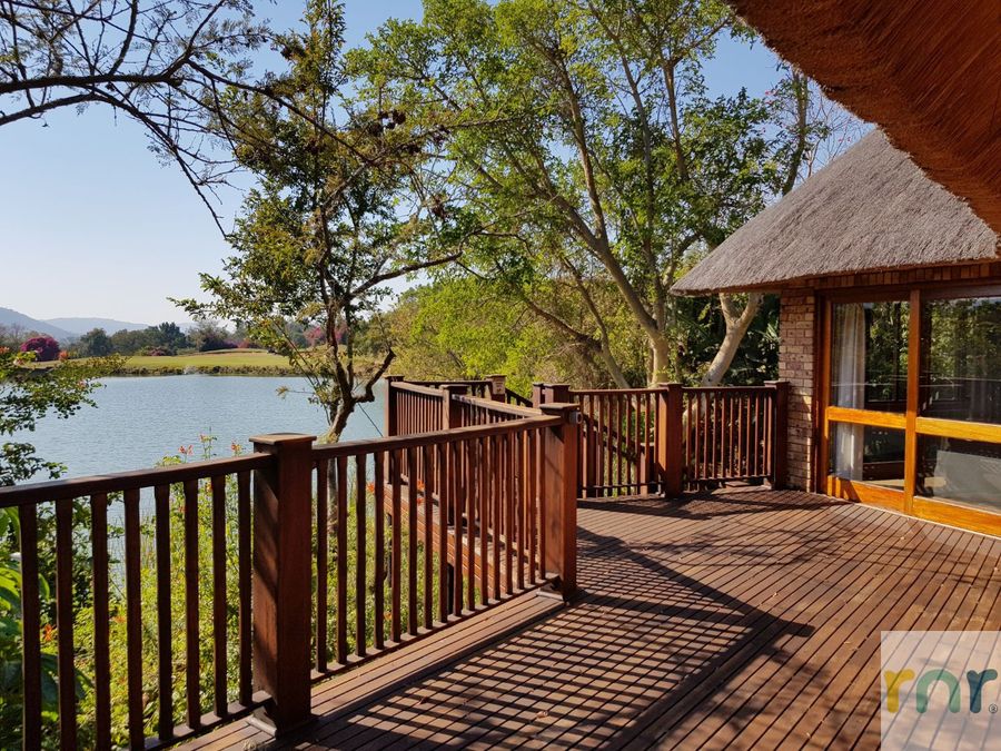 Kruger Park Lodge - ITR01 - 3 bedroom Lodge - Photo 4