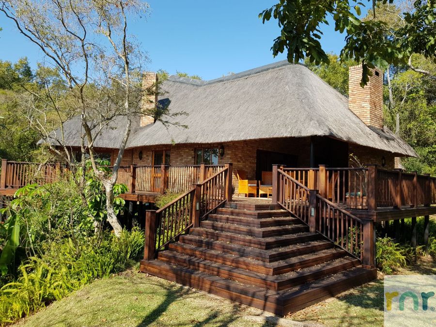Kruger Park Lodge - ITR01 - 3 bedroom Lodge - Photo 2