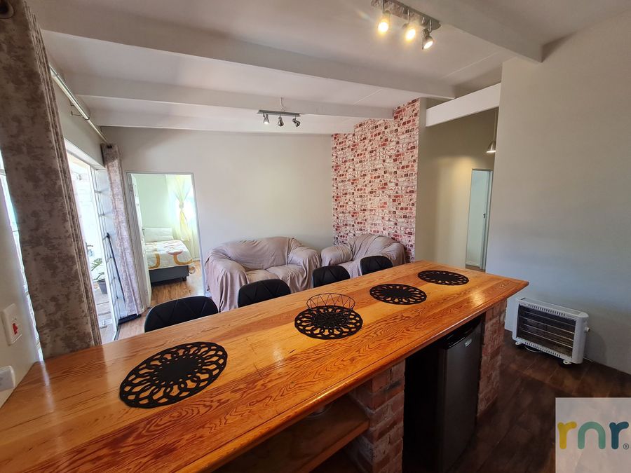 The Houghton Cottage - Photo 5