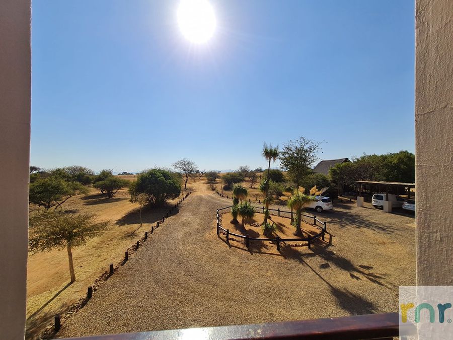 2 Zebula, Waterbergs over the Savannah - 4 Bedroom - Photo 4
