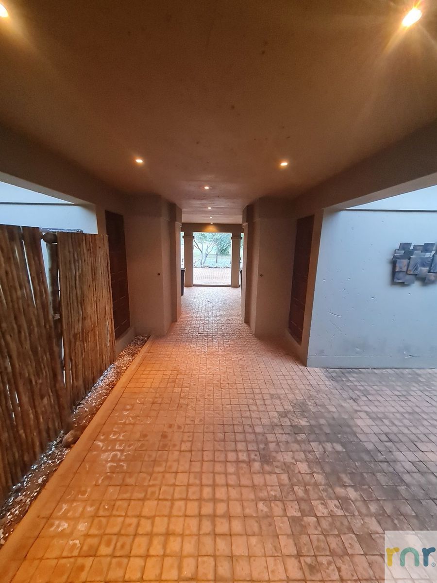 18 Elements, Weekendatbernies Lodge - Photo 3