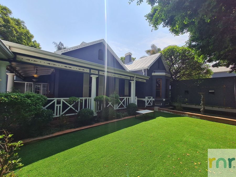 Heritage House on Eastwood - Photo 3