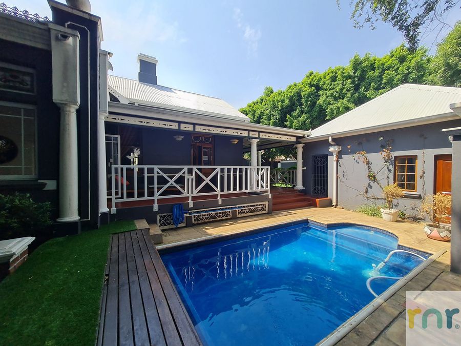 Heritage House on Eastwood - Photo 5