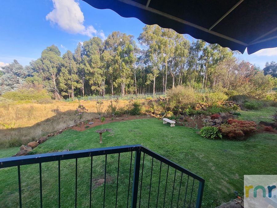 Stonefields 3 Bedroom Dullstroom Charmer - Photo 5