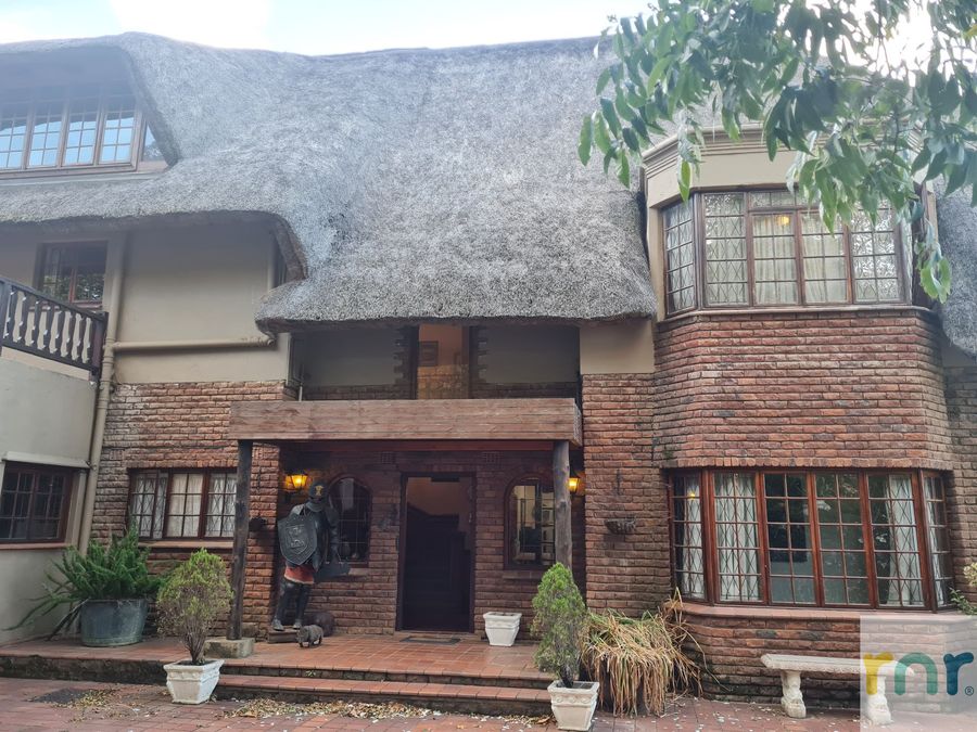 The Bend Country Estate - Photo 4