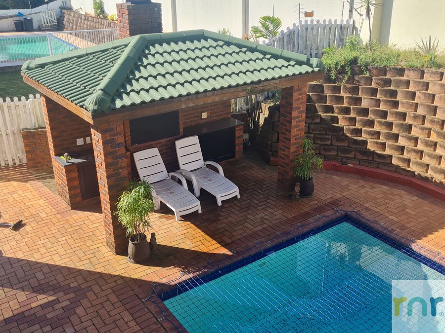 the Edge, 3 Bedroom with pool - Photo 4