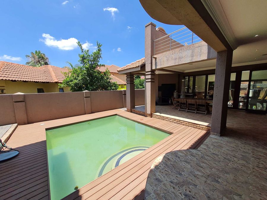 10 Pecanwood Drive, 4 Bedroom Beauty - Photo 5
