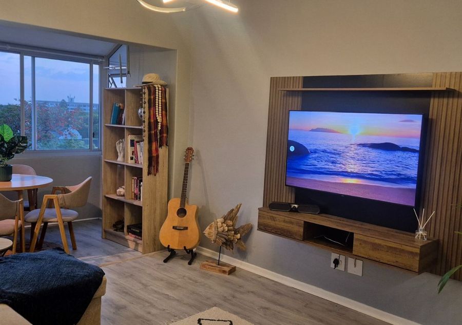 Short Walk to the Cliff - Hermanus