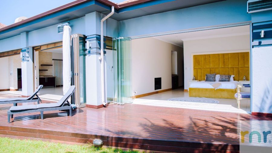 Majestic Waters Pecanwood , 4 Bedroom - Photo 3