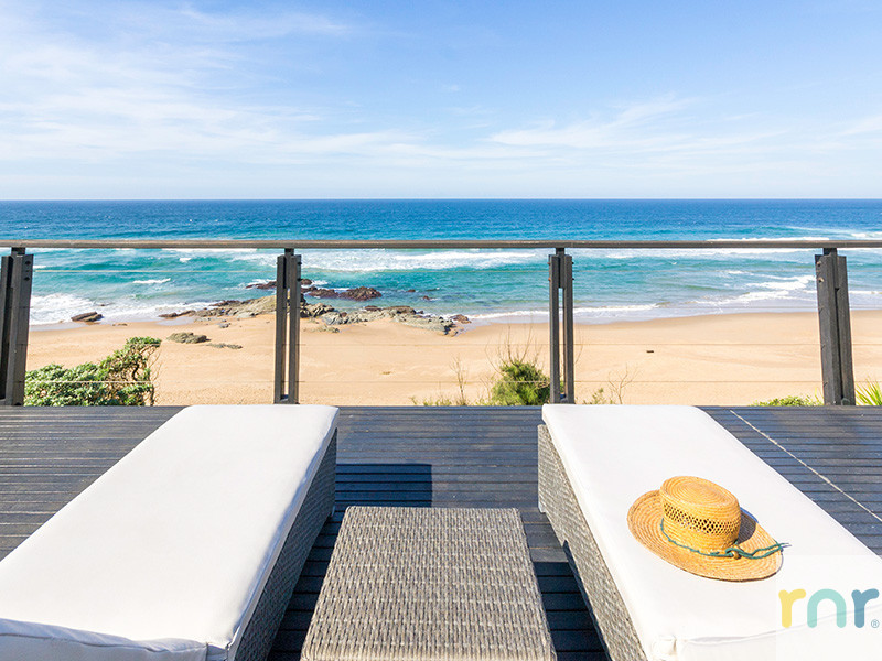 Salt Rock 5 Bedroom Luxury House on the Beach KSR3 - Photo 3