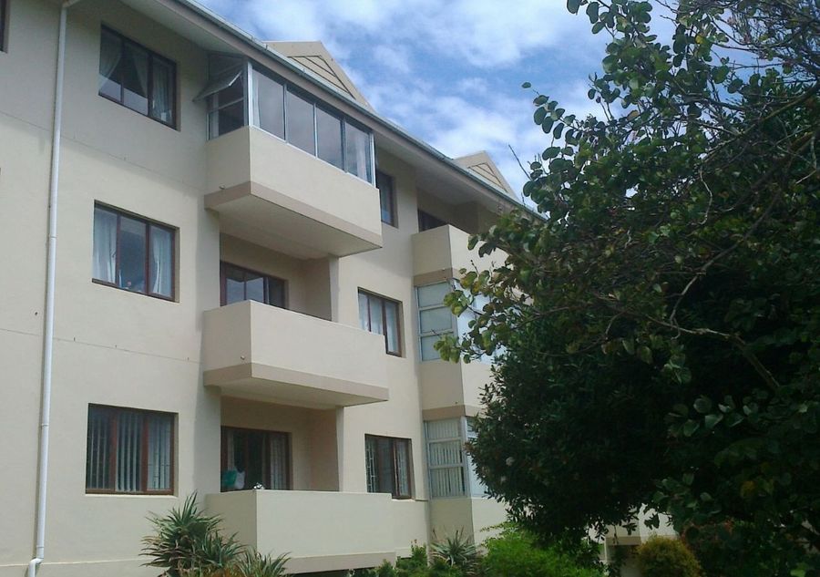 Short Walk to the Cliff - Hermanus - Photo 2