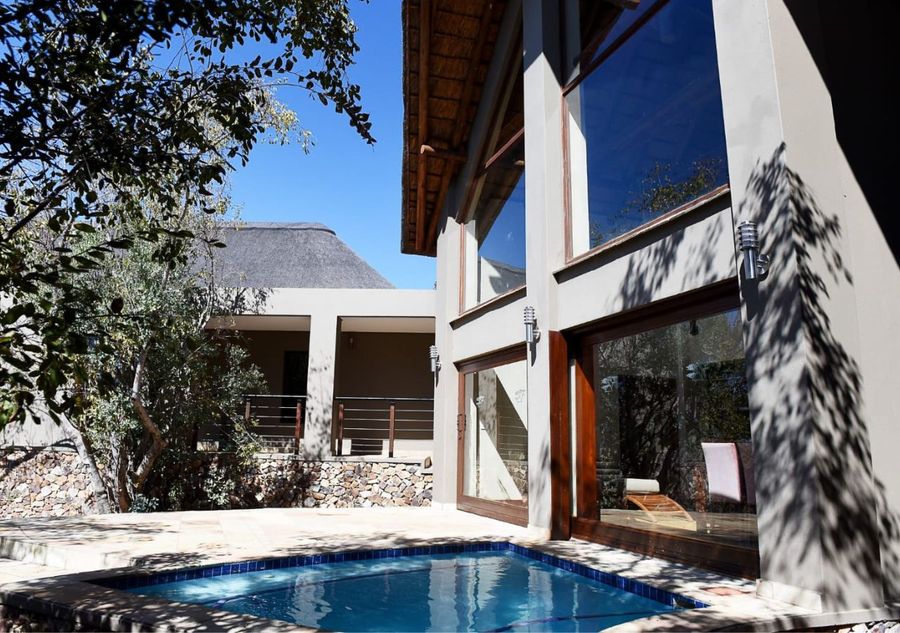 207 Zebula 8 Sleeper home with pool - Photo 2