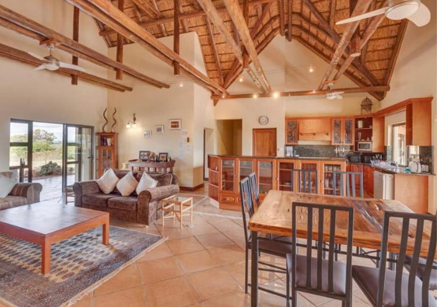 205 Zebula 4-bedroom house - Photo 5