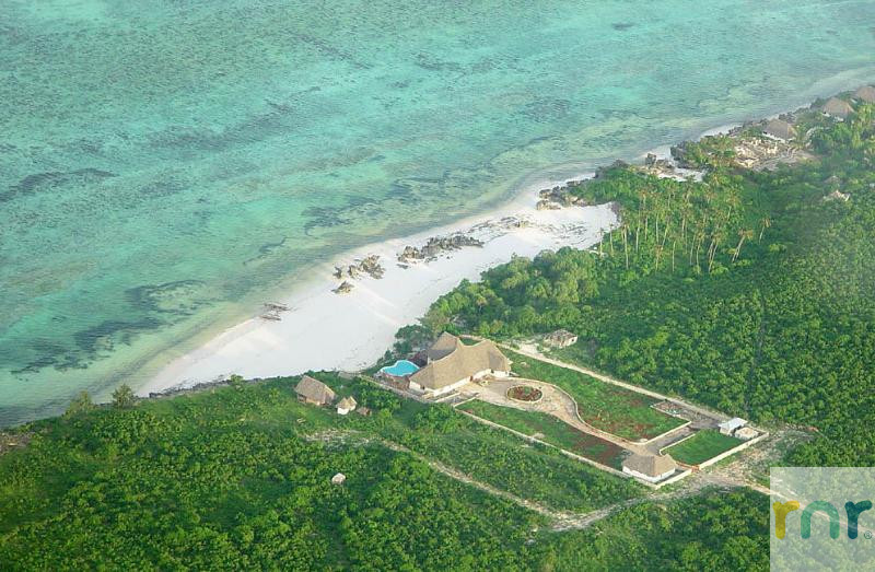 Zi Villa, 4 bedroom, sleeps 16 Zanzibar