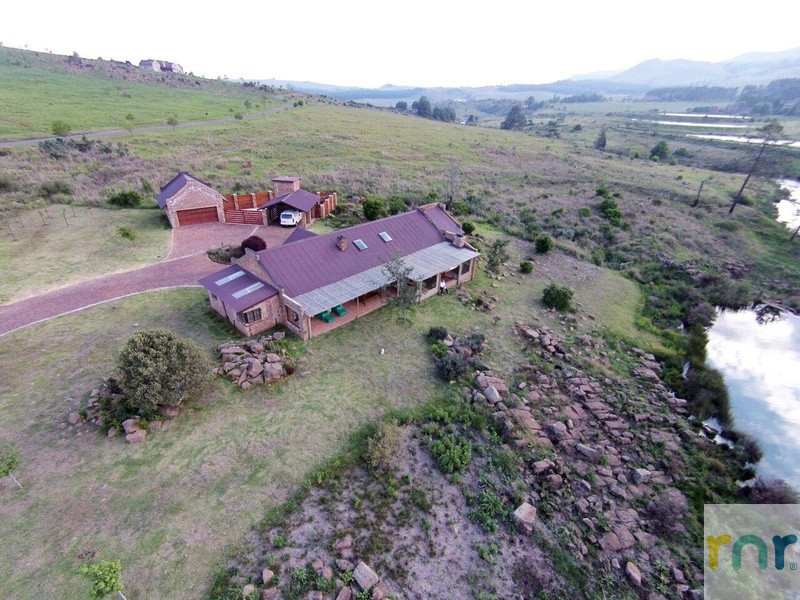 Walkerson's 5 Bedroom Self Catering IDW1