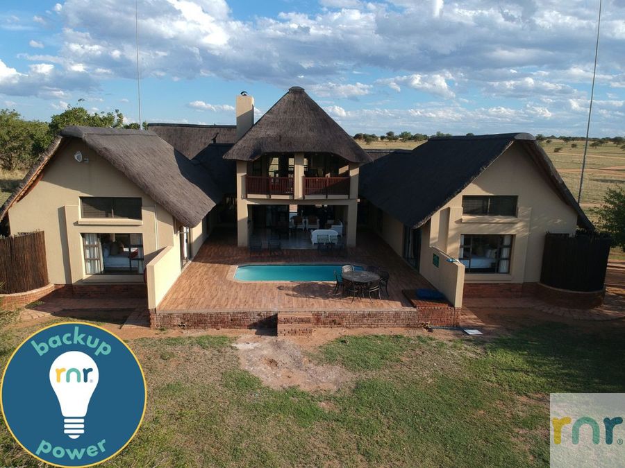 Moshate Lodge Zebula 4 Bedroom Holiday home