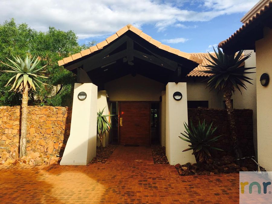 Elements 4 Bedroom IEM1 - Photo 4