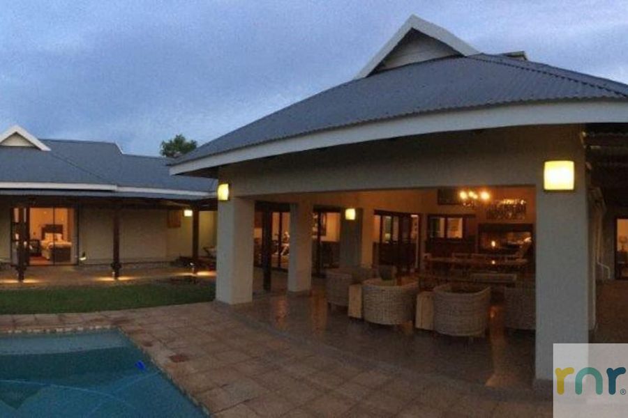 4 Bedroom Sabie Eco Estate, sleeps 10 - ISR1 - Photo 4