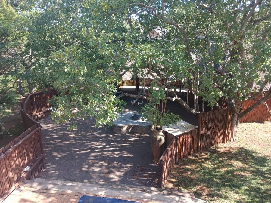 29 Zebula - 4 Bedroom - Photo 3