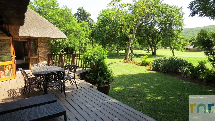 Kruger Park Lodge AM8 - 3 bedroom Chalet - Photo 3