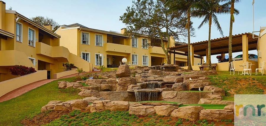 Chaka's Rock Chalets - Photo 2