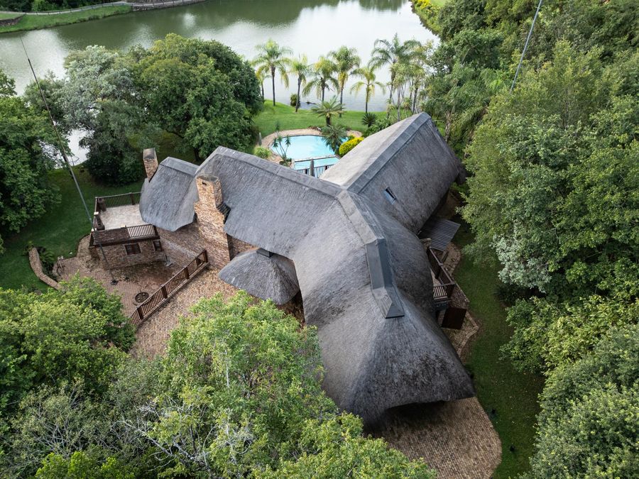 401 Kruger Park Lodge 5 Bedroom Lodge IG08 - Photo 3