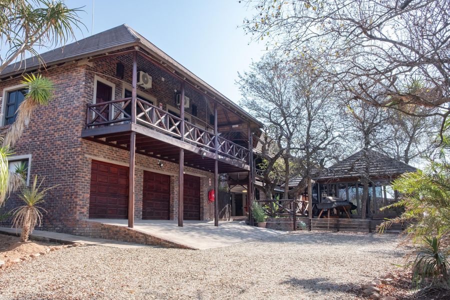 Bartlett Safari Marloth Park - Photo 3