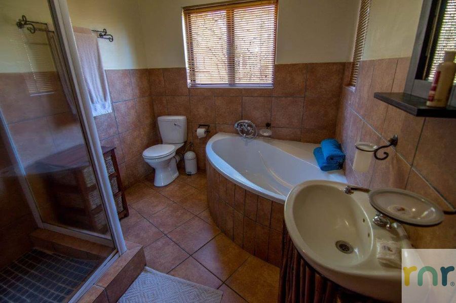 Zebula 4 Bedroom House IZ02 - Photo 11