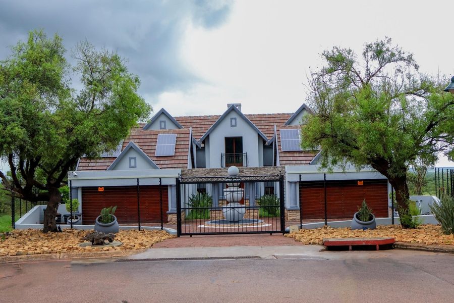 156 Euphoria, 6-bedroom - Photo 3