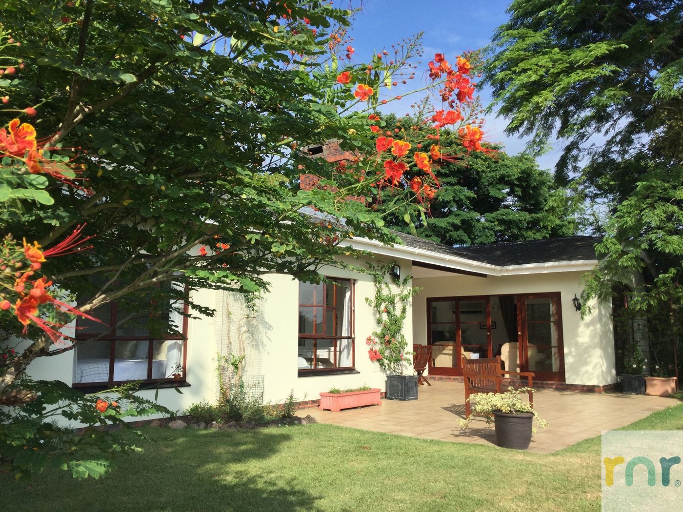 Selborne 4 Bedroom Delight ZPF19