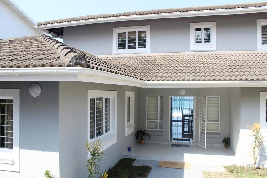 Adam Legacy Beach Villa, Tinley Manor - Photo 5