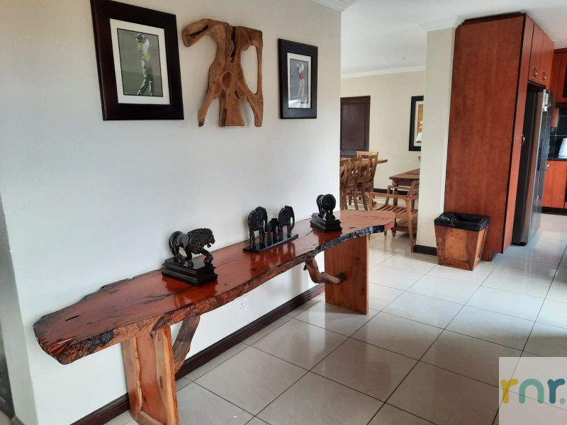 50 Zebula - 4 Bedroom House - Photo 4
