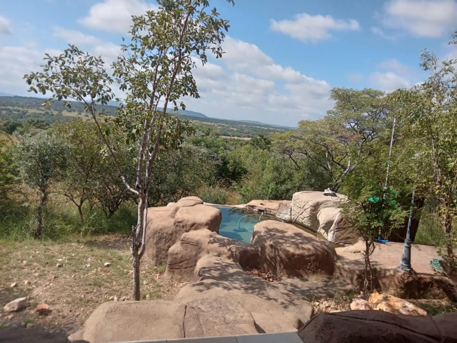 206 Zebula, 4-bedrooms - Photo 2