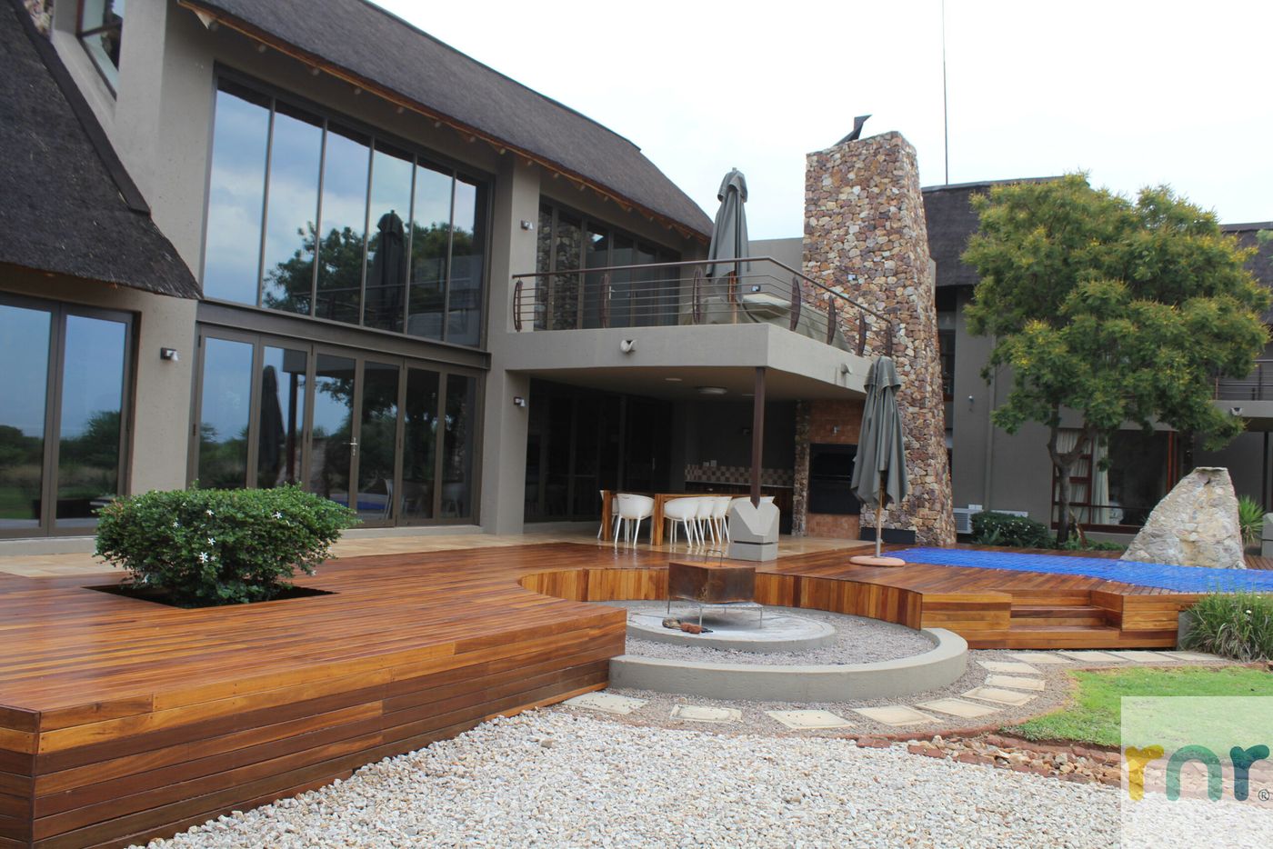 Zebula 5 Bedroom Luxury House IB1