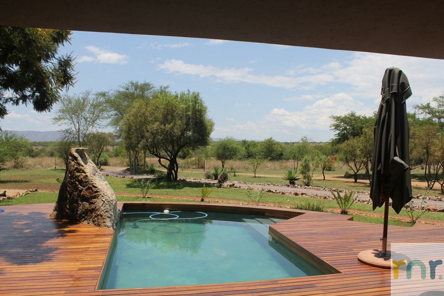 Zebula 5 Bedroom Luxury House IB1 - Photo 2