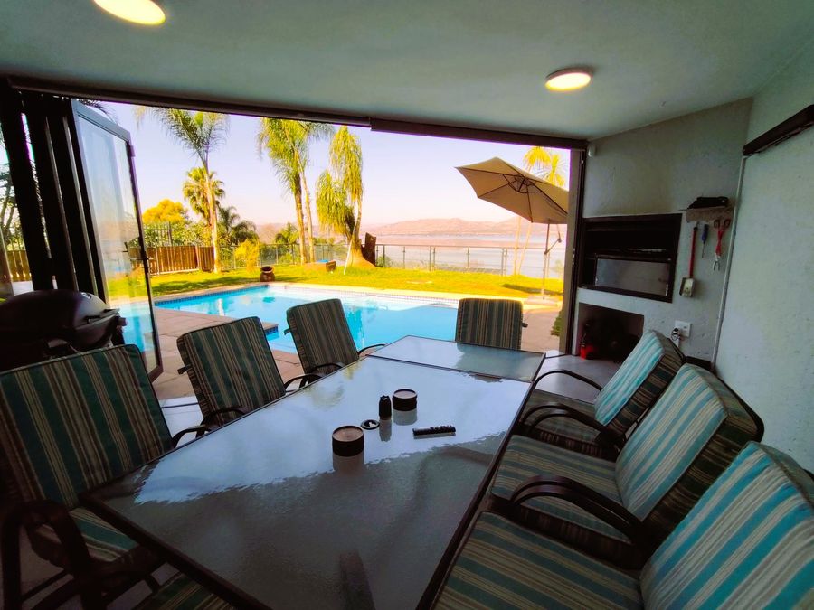 Letamo View, 5 Bedroom, Kosmos Village - Photo 5