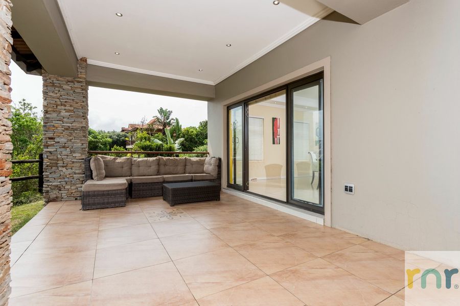 Flatcrown, Westbrook - 4 Bedroom Stunner - Photo 3