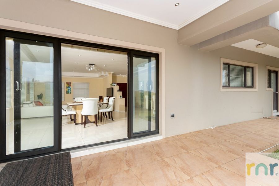 Flatcrown, Westbrook - 4 Bedroom Stunner - Photo 4