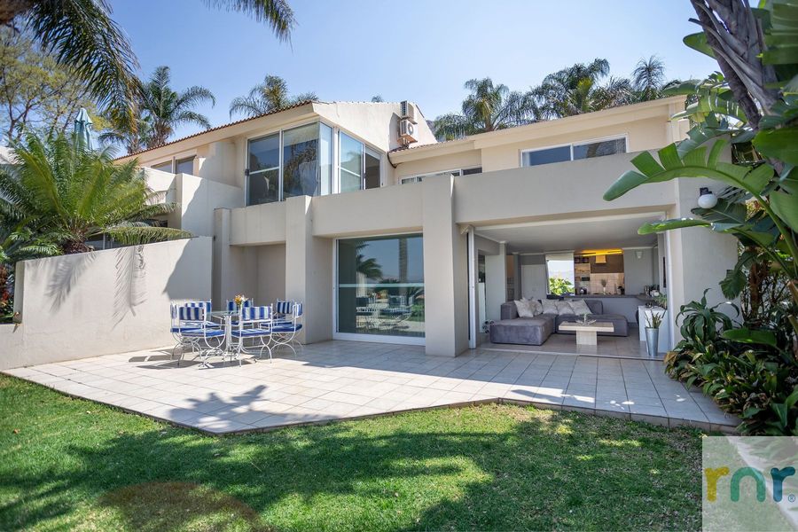 30 Mariner's Village 4 Bedroom Waterfront - Photo 2