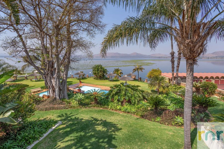 30 Mariner's Village 4 Bedroom Waterfront