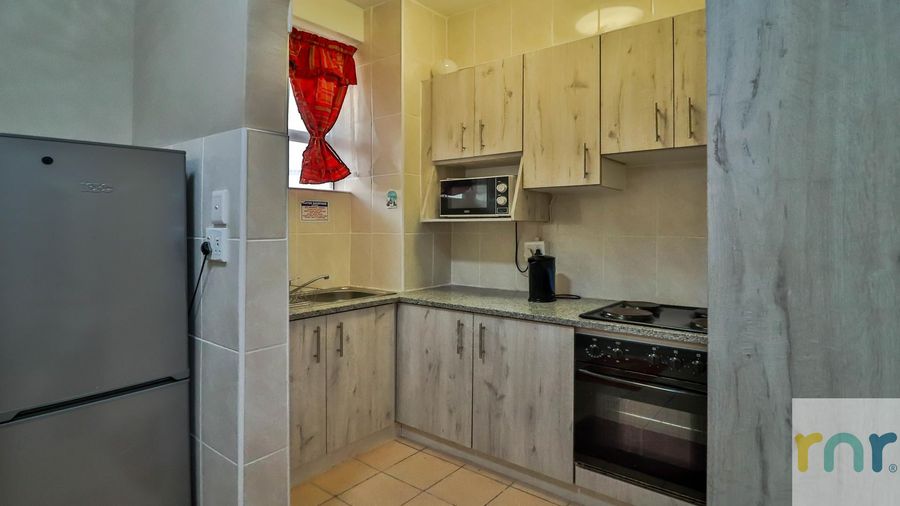 109 Marlborough Court, Golden Mile Beachfront Durban - Photo 4